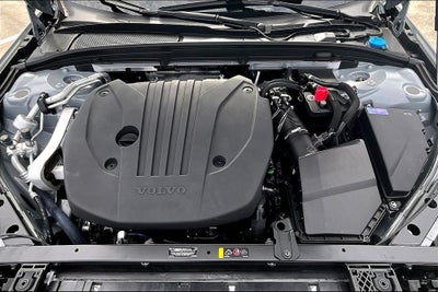 2026 Volvo V60 Cross Country B5 Plus