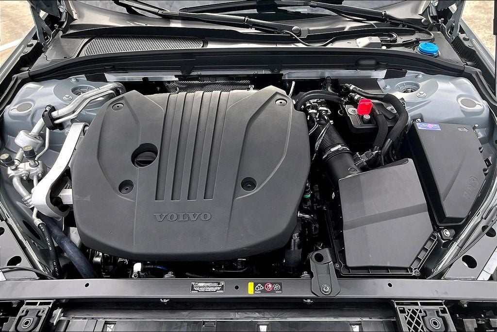 2026 Volvo V60 Cross Country B5 Plus