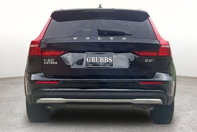 2025 Volvo V60 Cross Country B5 Plus