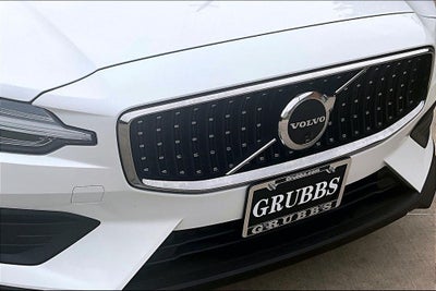 2025 Volvo V60 Cross Country B5 Plus
