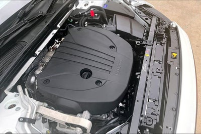 2025 Volvo V60 Cross Country B5 Plus