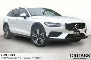 2025 Volvo V60 Cross Country B5 Plus