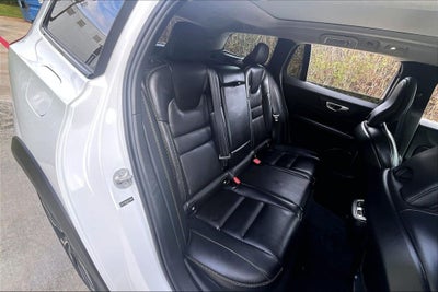 2025 Volvo V60 Cross Country B5 Ultra