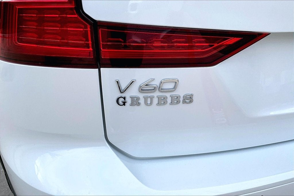 2025 Volvo V60 Cross Country B5 Ultra