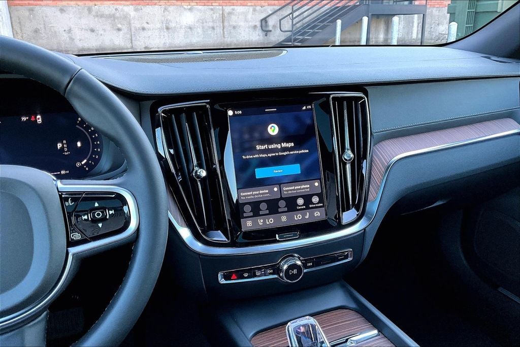 2026 Volvo V60 Cross Country B5 Ultra