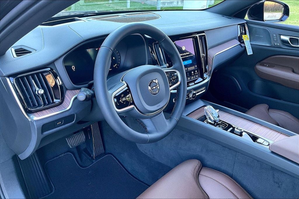 2026 Volvo V60 Cross Country B5 Ultra