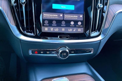 2026 Volvo V60 Cross Country B5 Ultra