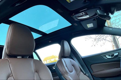 2026 Volvo V60 Cross Country B5 Ultra