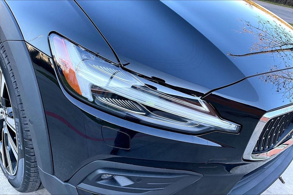 2026 Volvo V60 Cross Country B5 Ultra