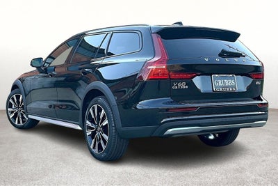 2026 Volvo V60 Cross Country B5 Ultra