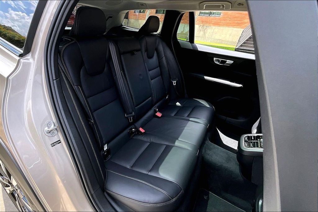 2026 Volvo V60 Cross Country B5 Ultra