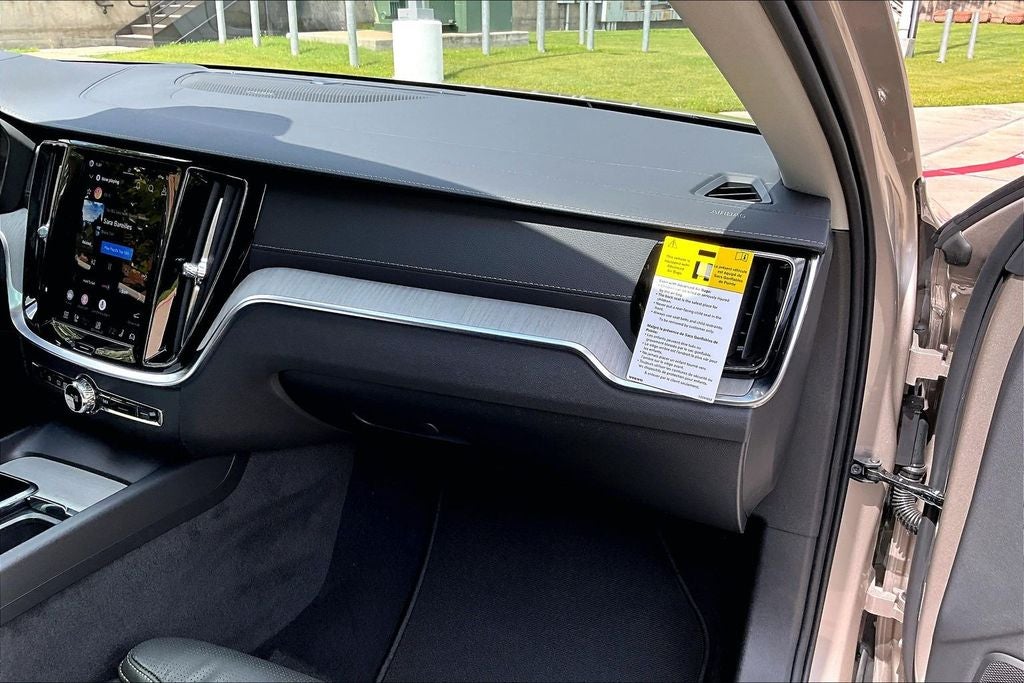 2026 Volvo V60 Cross Country B5 Ultra