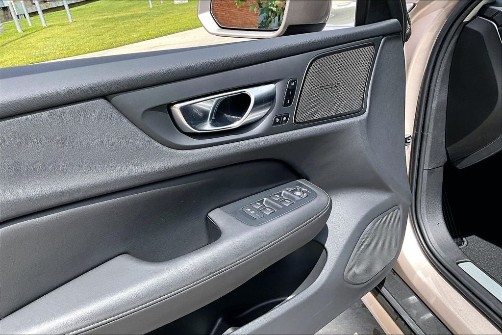 2026 Volvo V60 Cross Country B5 Ultra