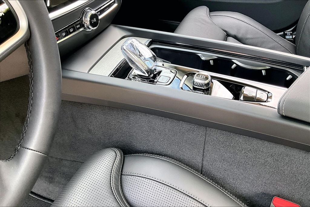 2026 Volvo V60 Cross Country B5 Ultra