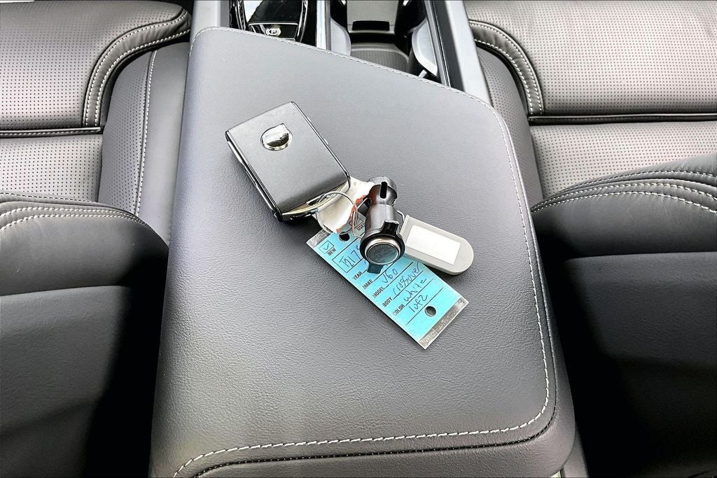 2026 Volvo V60 Cross Country B5 Ultra