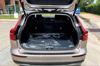 2026 Volvo V60 Cross Country B5 Ultra