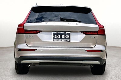 2026 Volvo V60 Cross Country B5 Ultra