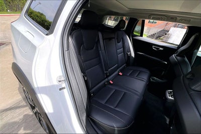 2026 Volvo V60 Cross Country B5 Ultra