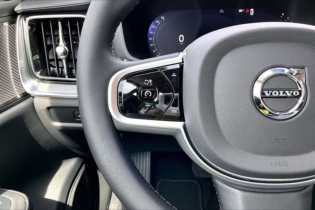 2026 Volvo V60 Cross Country B5 Ultra