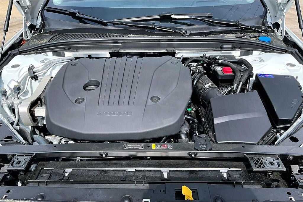 2026 Volvo V60 Cross Country B5 Ultra