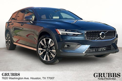 2026 Volvo V60 Cross Country B5 Ultra