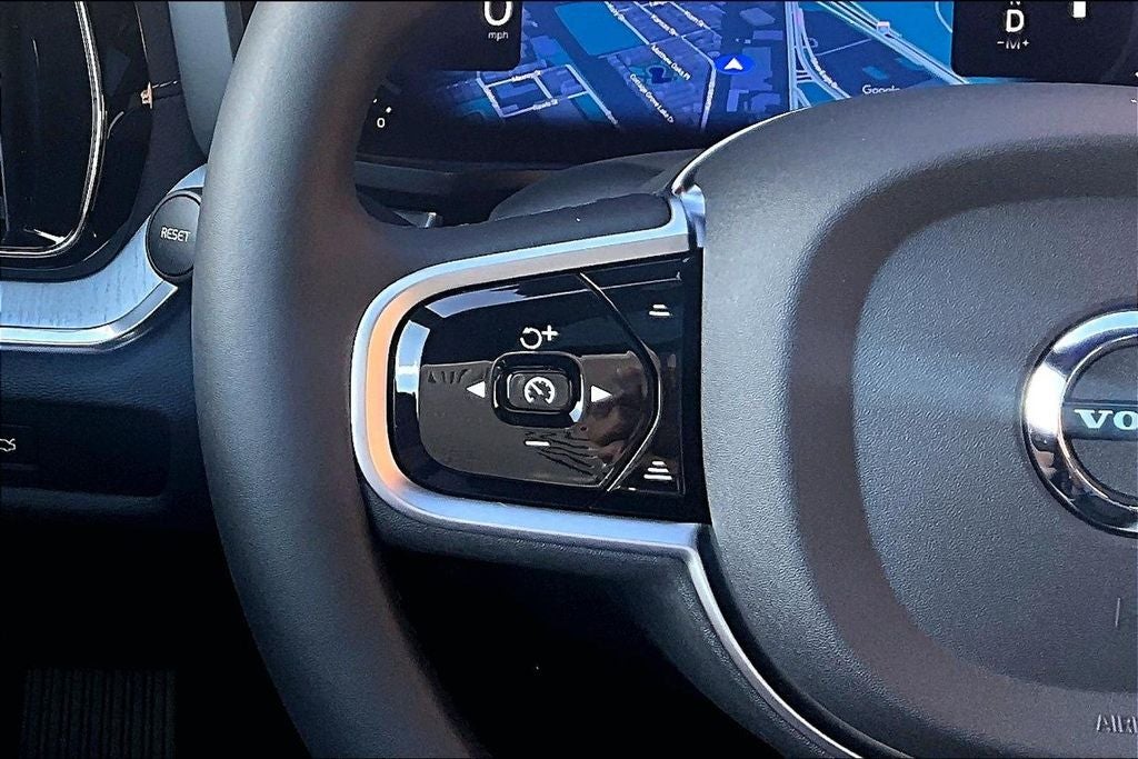 2026 Volvo V60 Cross Country B5 Ultra