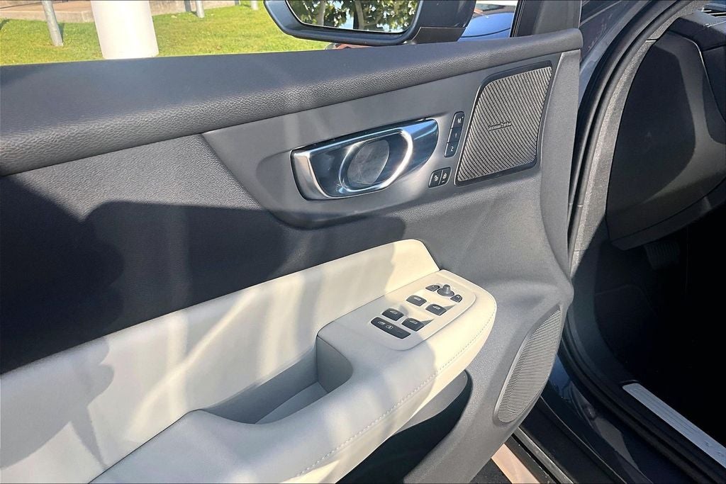 2026 Volvo V60 Cross Country B5 Ultra