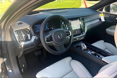 2026 Volvo V60 Cross Country B5 Ultra