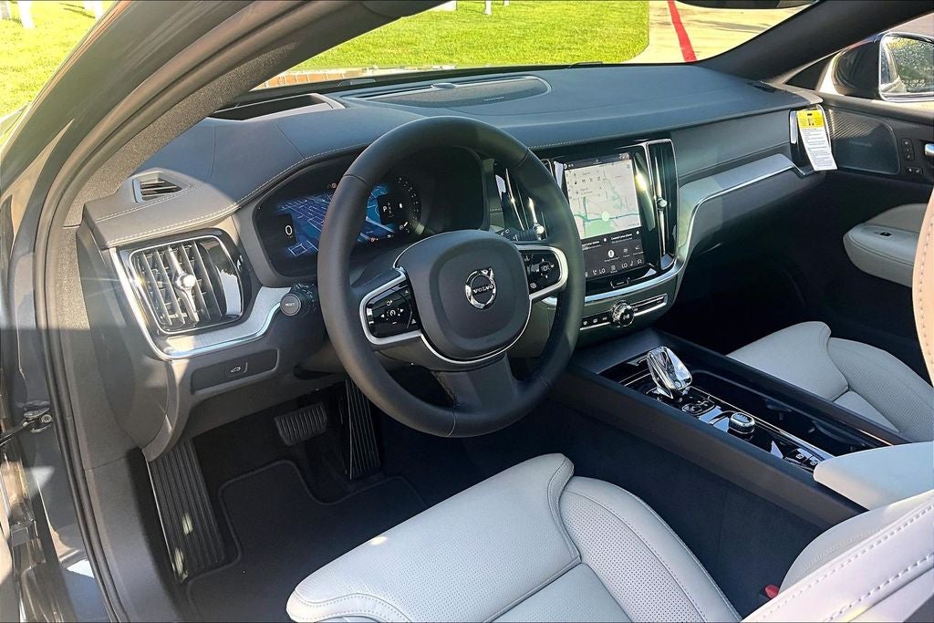 2026 Volvo V60 Cross Country B5 Ultra