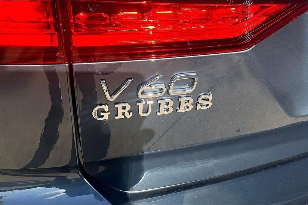 2026 Volvo V60 Cross Country B5 Ultra