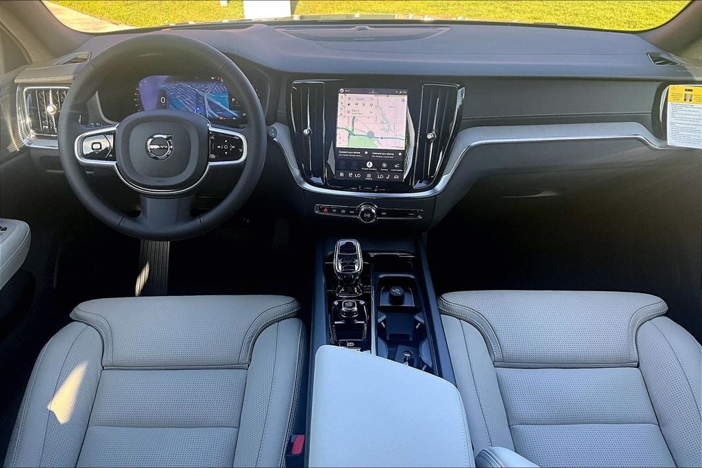 2026 Volvo V60 Cross Country B5 Ultra