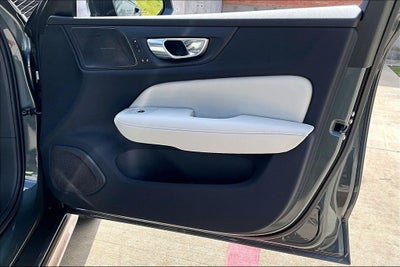 2026 Volvo V60 Cross Country B5 Ultra