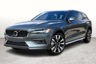 2026 Volvo V60 Cross Country B5 Ultra