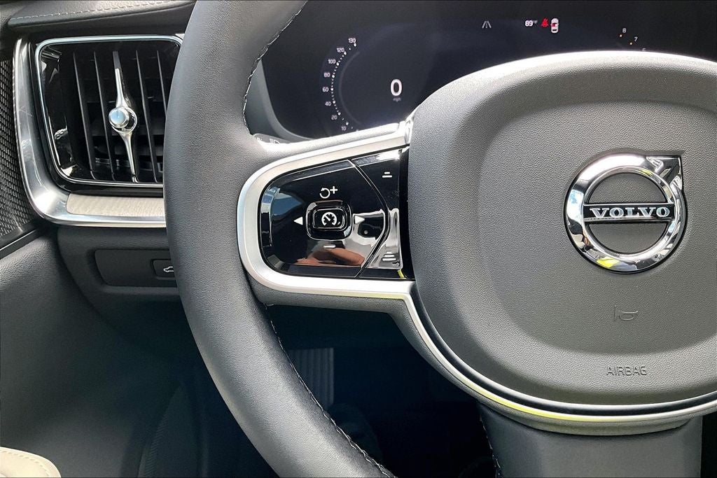 2026 Volvo V60 Cross Country B5 Ultra