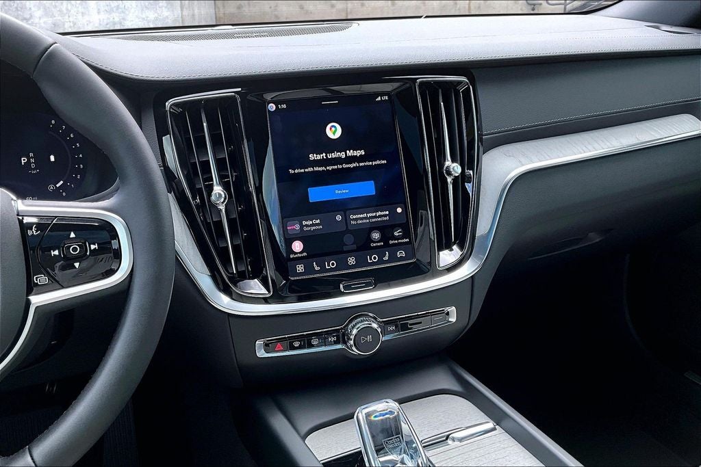 2026 Volvo V60 Cross Country B5 Ultra