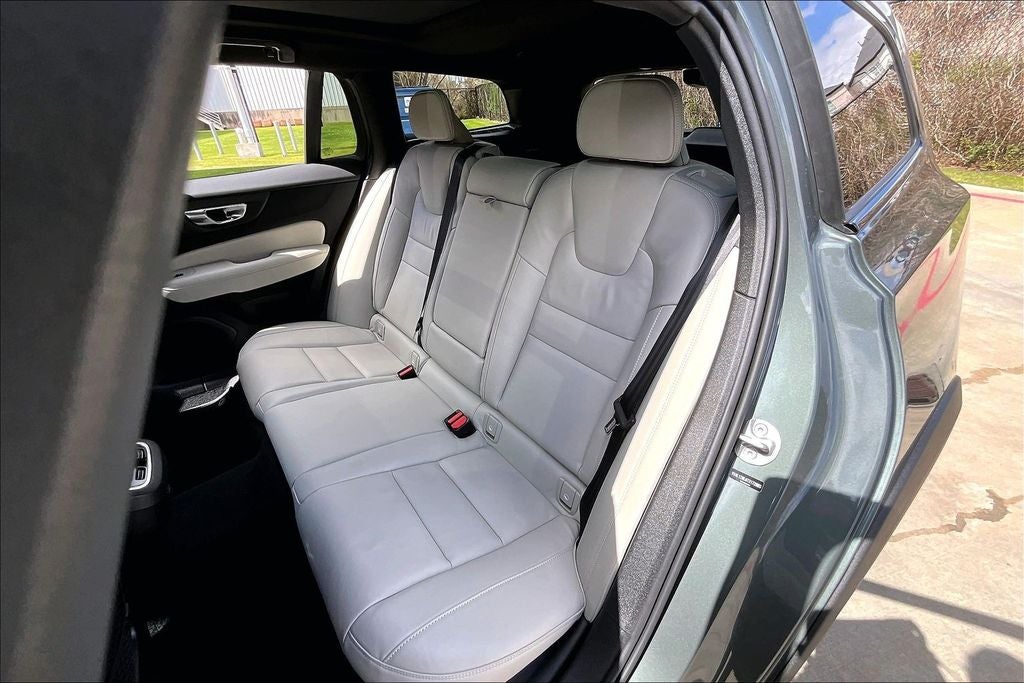 2026 Volvo V60 Cross Country B5 Ultra