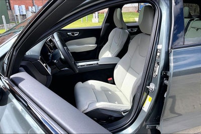 2026 Volvo V60 Cross Country B5 Ultra