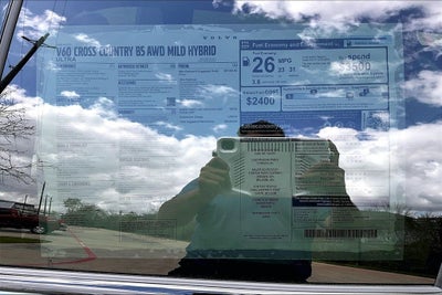 2026 Volvo V60 Cross Country B5 Ultra