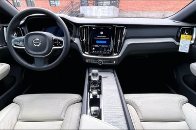 2026 Volvo V60 Cross Country B5 Ultra