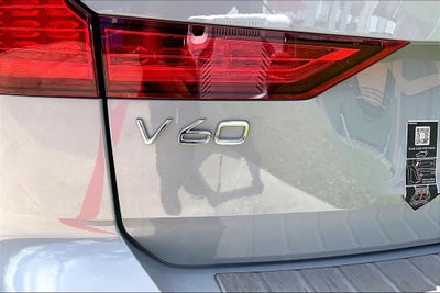 2024 Volvo V60 Cross Country B5 Plus