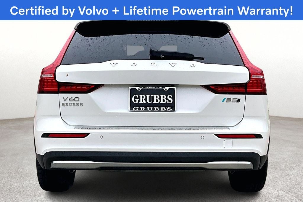 2023 Volvo V60 Cross Country B5 Plus