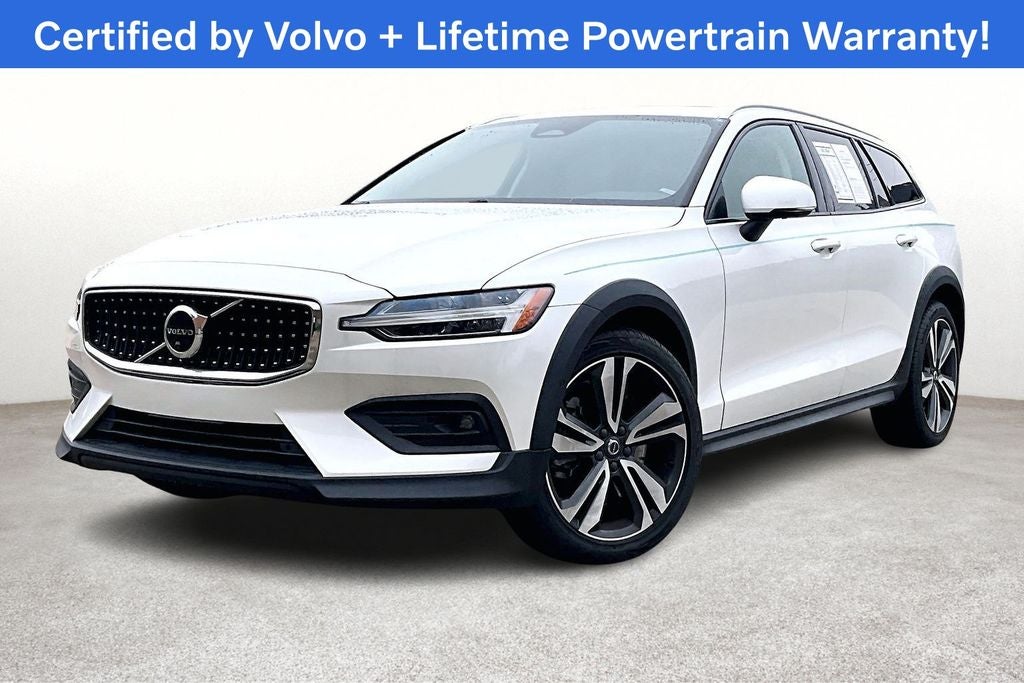 2023 Volvo V60 Cross Country B5 Plus