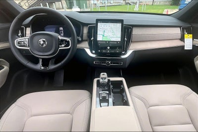 2026 Volvo XC90 B5 Plus