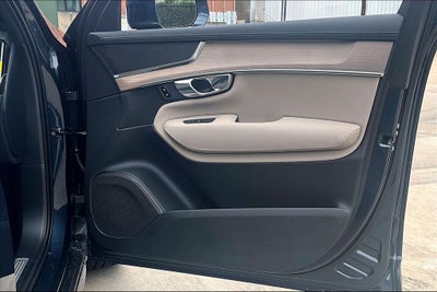 2026 Volvo XC90 B5 Plus