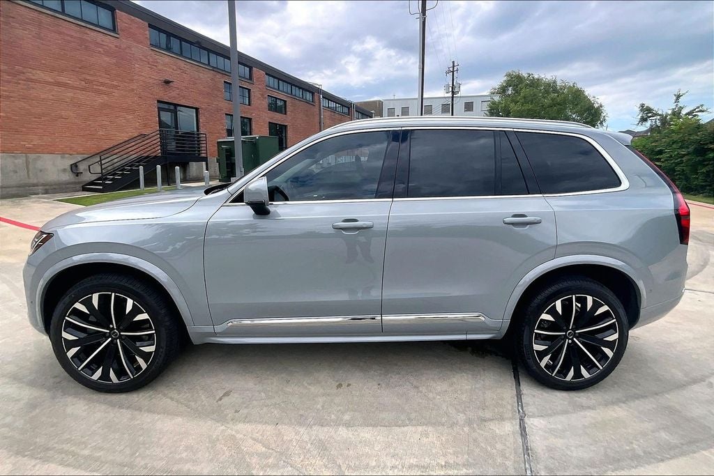 2026 Volvo XC90 B5 Plus