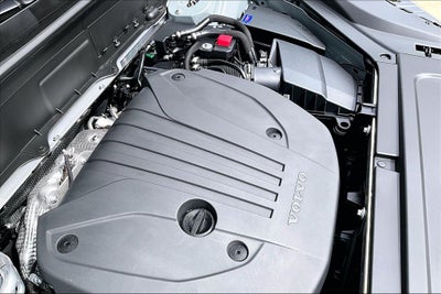 2026 Volvo XC90 B5 Plus
