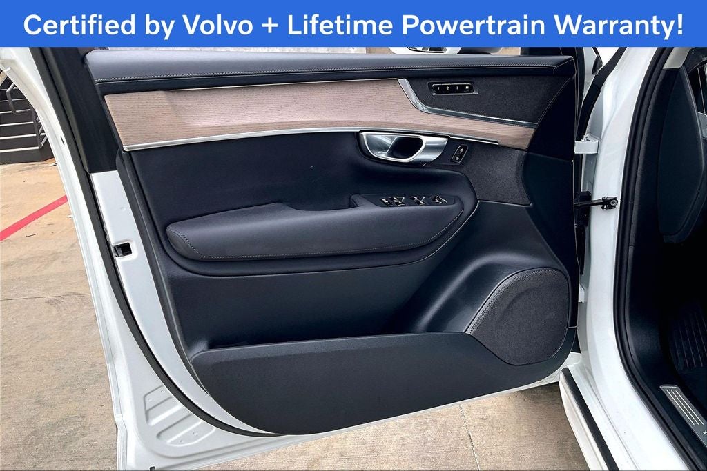 2025 Volvo XC90 B5 Plus 2025.5