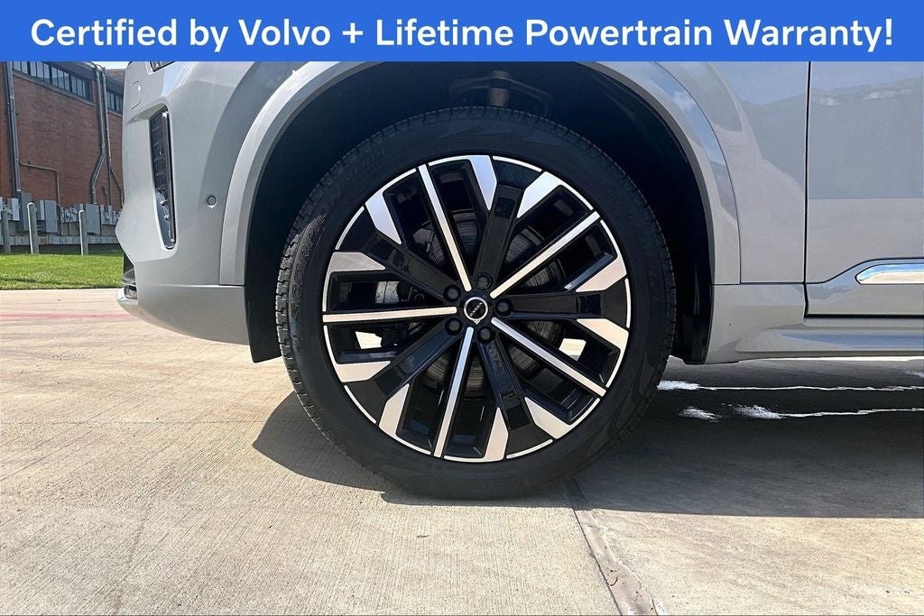 2025 Volvo XC90 B5 Plus 2025.5