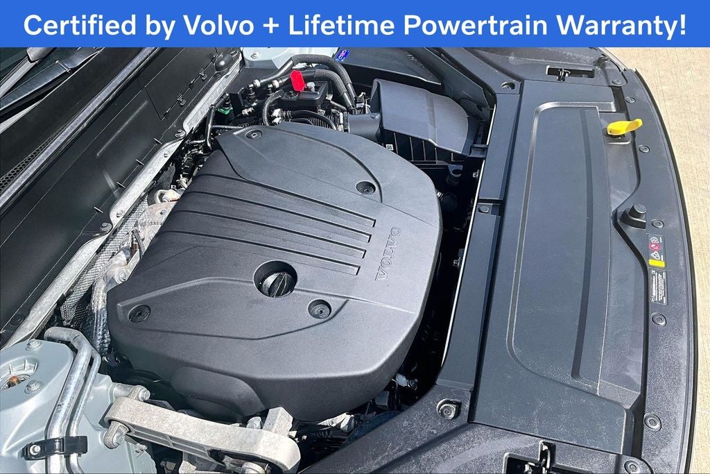 2025 Volvo XC90 B5 Plus 2025.5