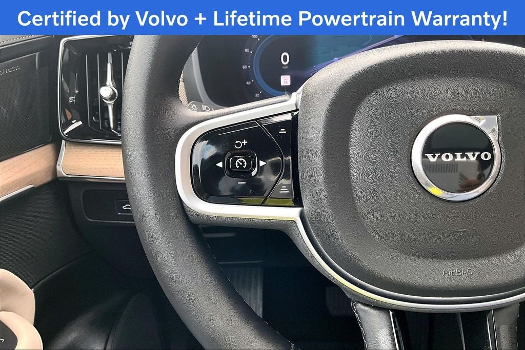 2025 Volvo XC90 B5 Plus 2025.5
